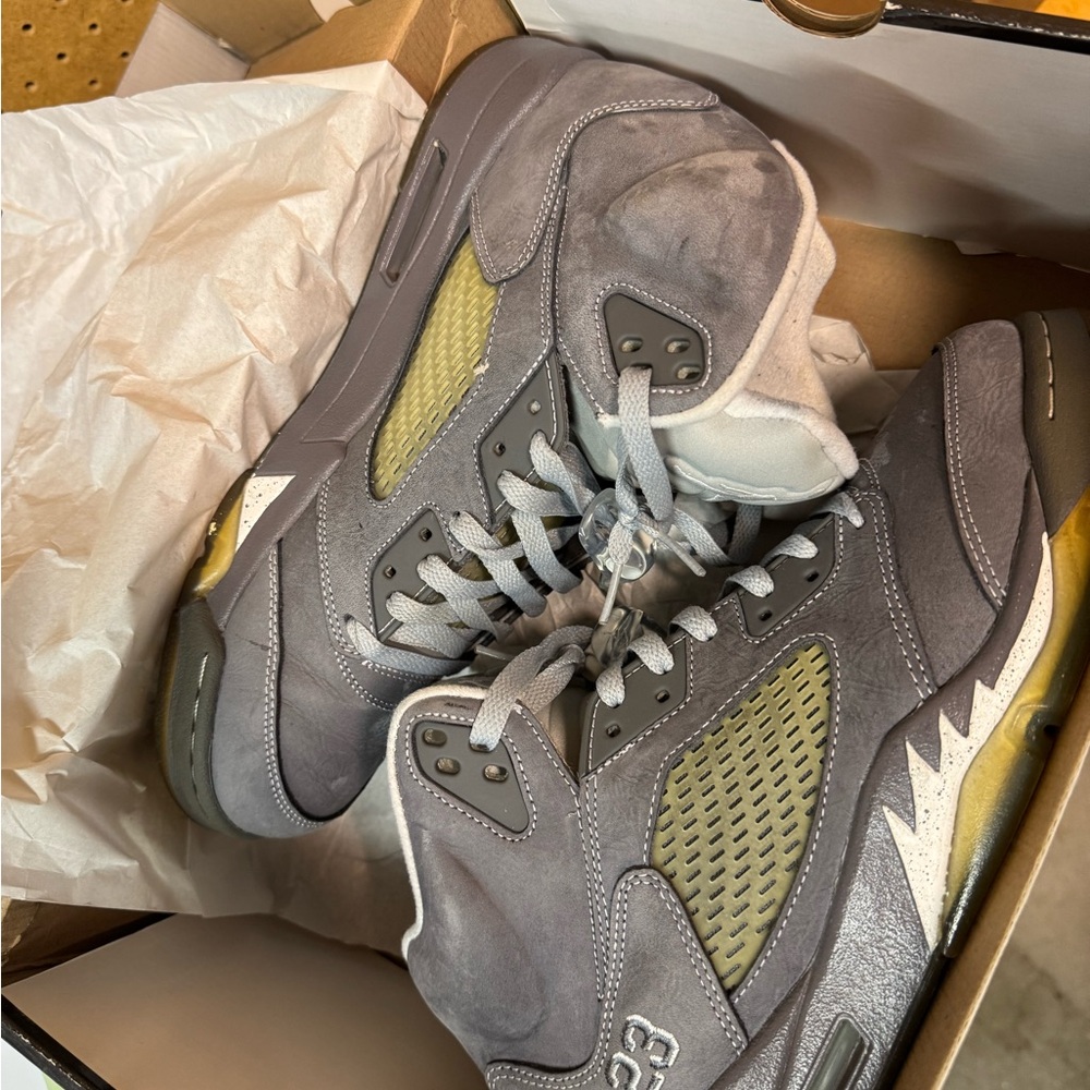 Wolf Grey 5s